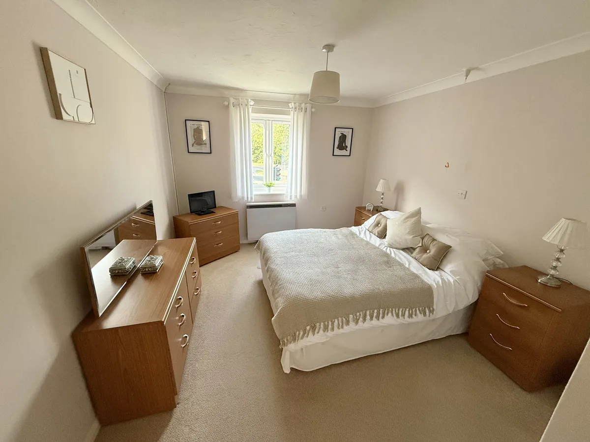 Swinbrook Court, Witney, OX28, photo 9