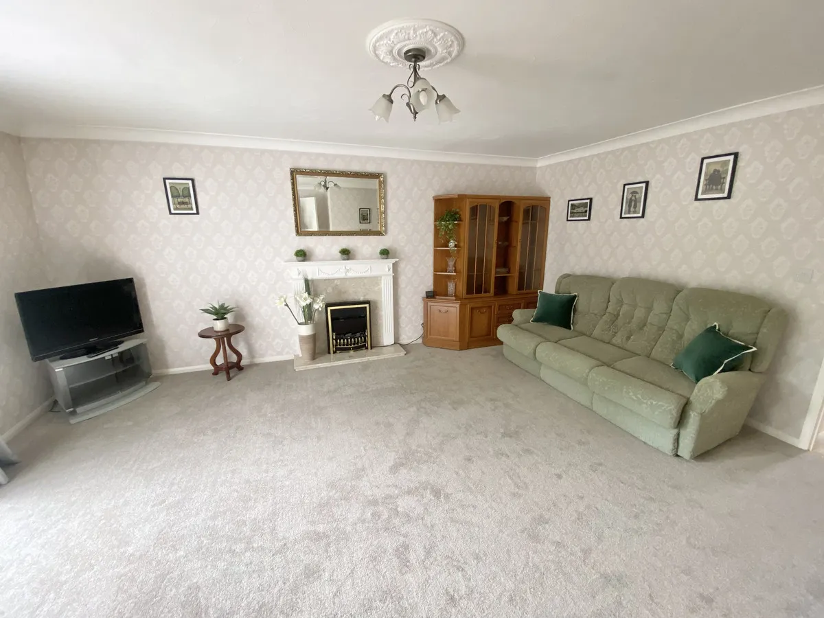 Swinbrook Court, Witney, OX28, photo 4