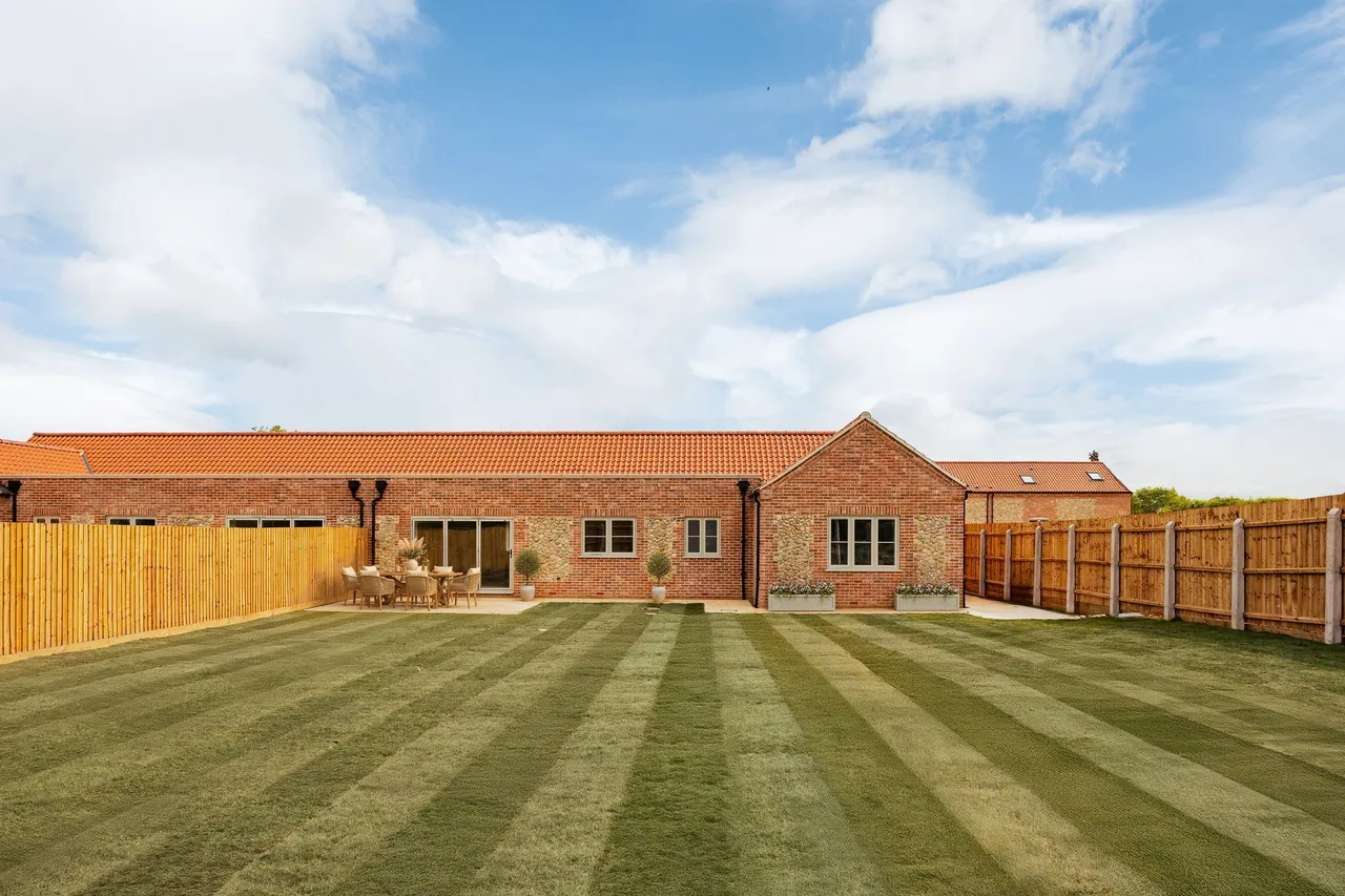 Luxurious Open-Plan Living with a Qua, photo 3