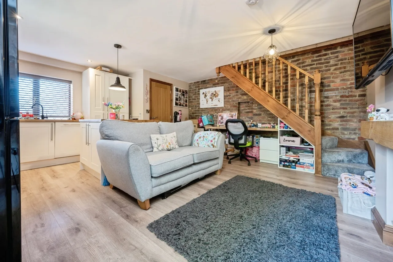 Grovebury Court, Wootton, Bedford, Bedfordshire, MK43, photo 22