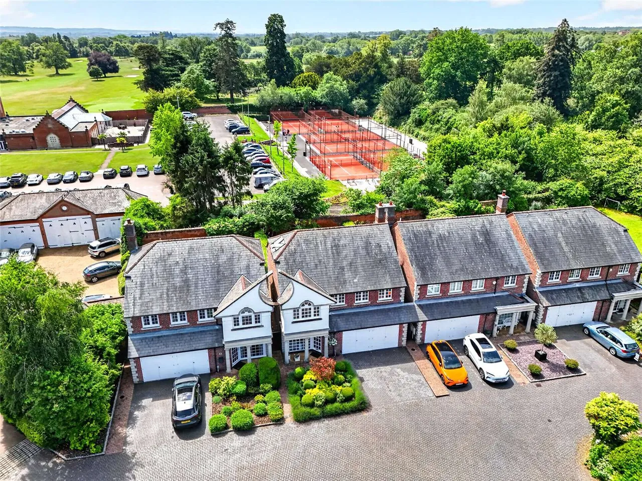 5 bed house for sale — Broxbournebury Mews, Broxbourne, Hertfordshire, EN10 7JA