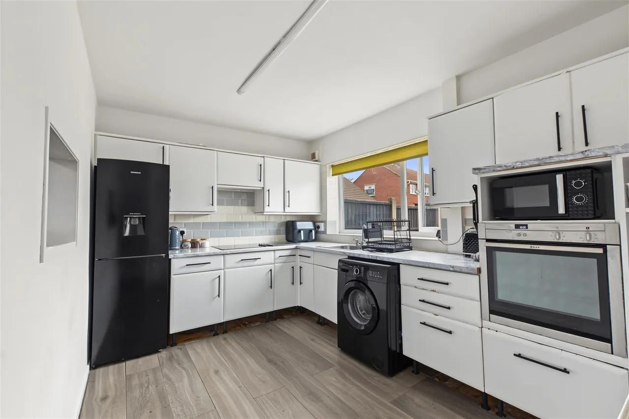 Briar Gate, Long Eaton, NG10, photo 3