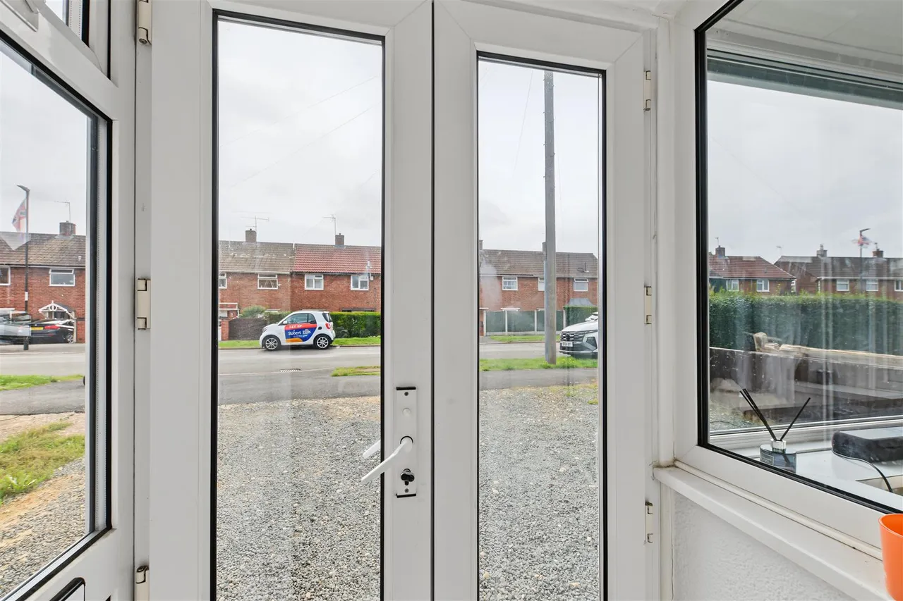 Briar Gate, Long Eaton, NG10, photo 5