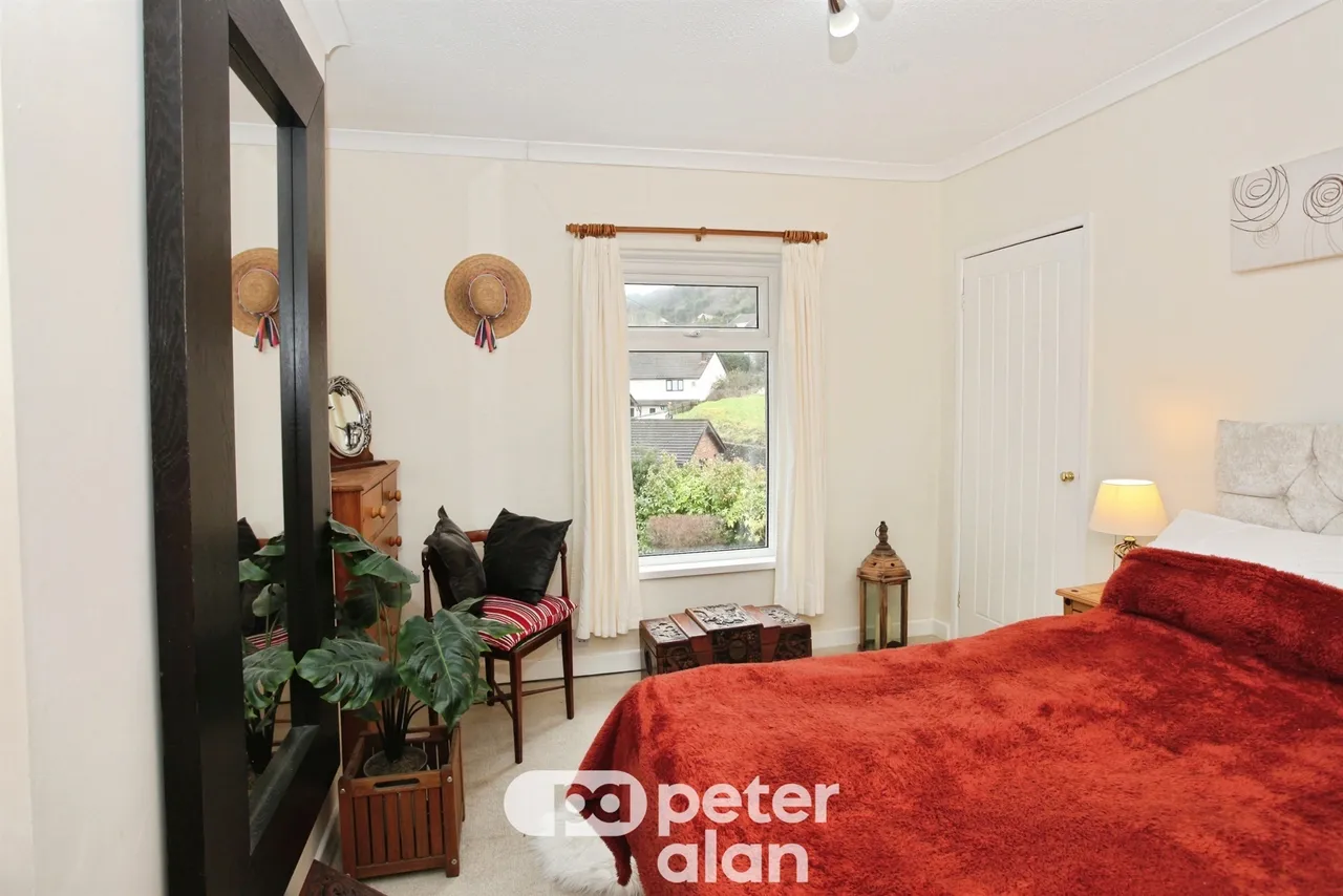 Club Road, Pontypool, NP4, photo 22
