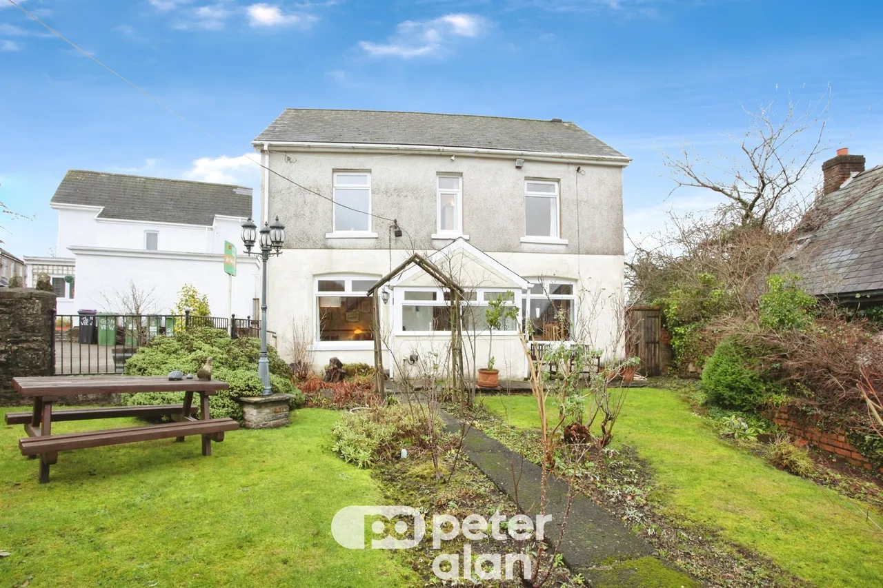 Club Road, Pontypool, NP4, photo 31