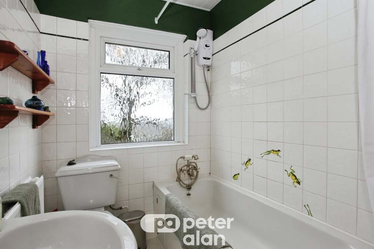 Club Road, Pontypool, NP4, photo 29