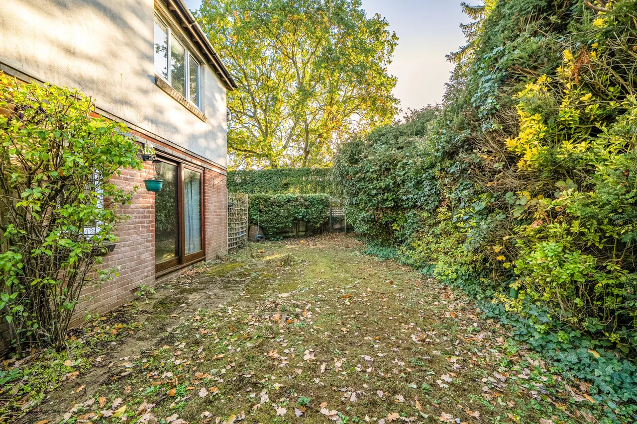 Walker Close, Woodcote, RG8, photo 16