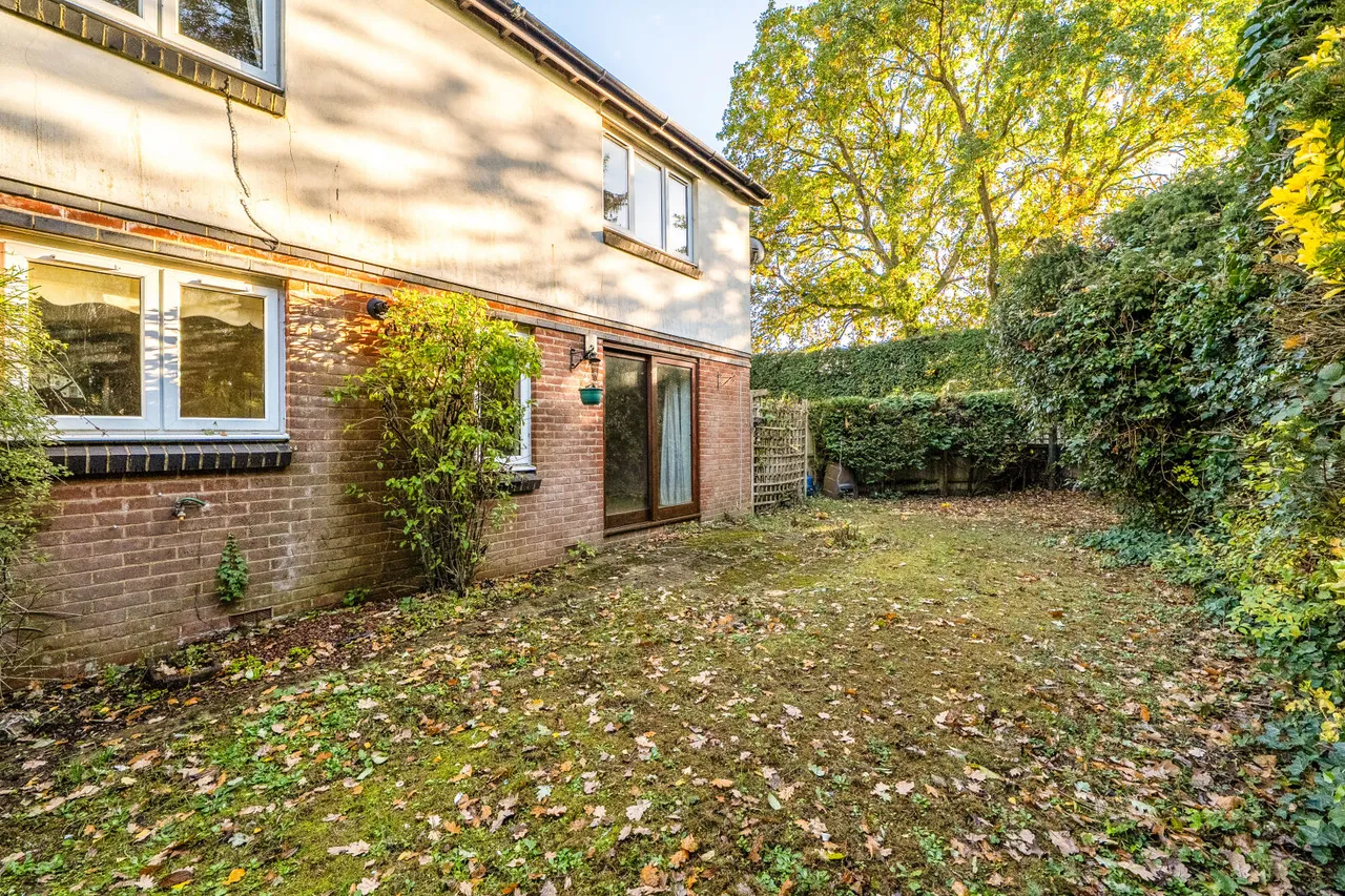Walker Close, Woodcote, RG8, photo 18