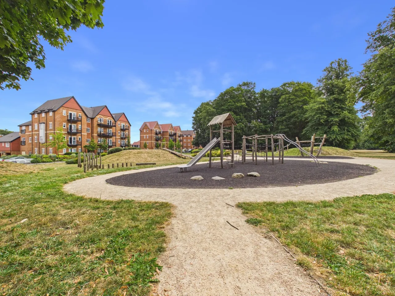 Field Maple Gardens, High Wycombe, HP10, photo 28
