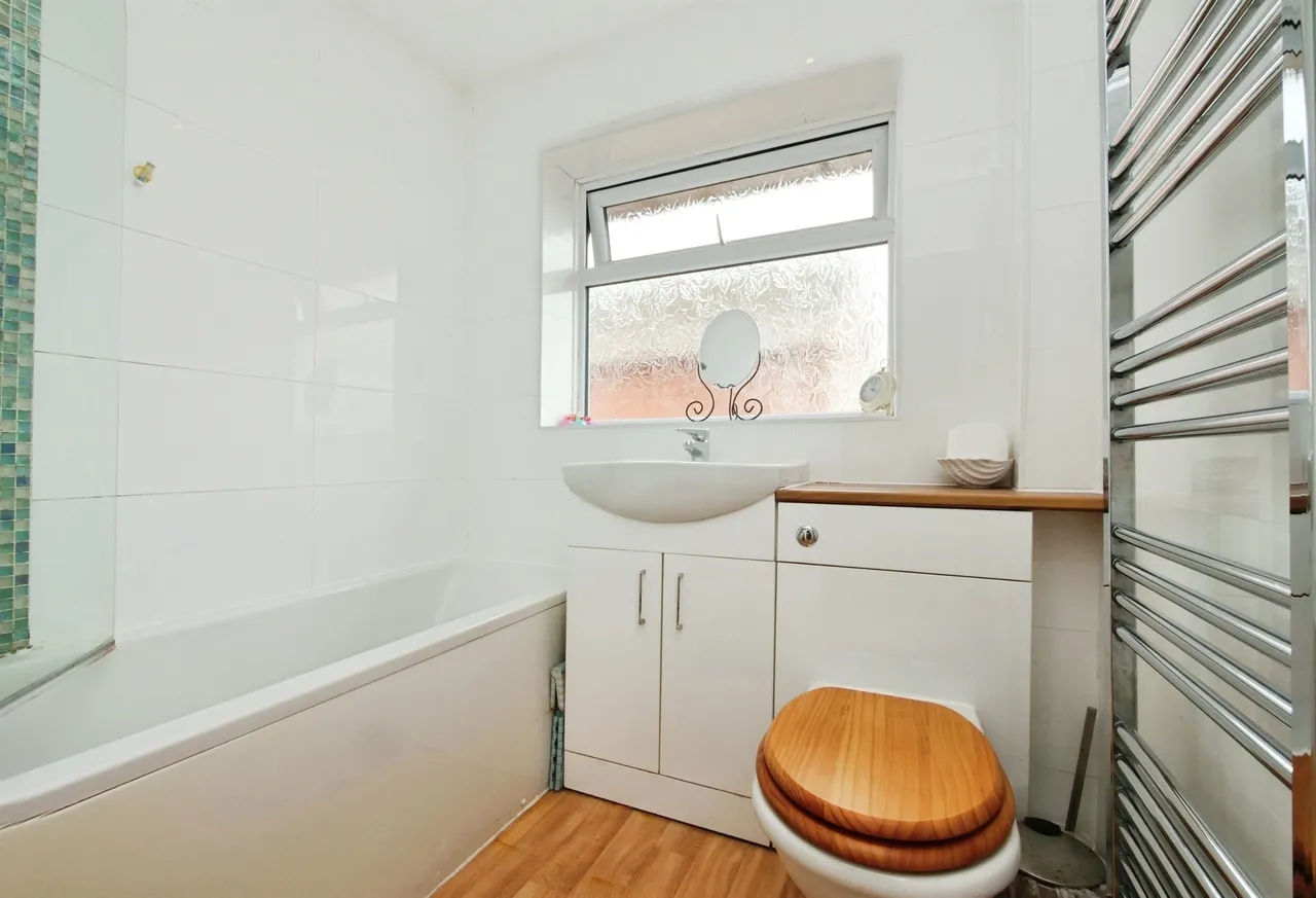 Greenshaw Drive, Haxby, York, photo 8