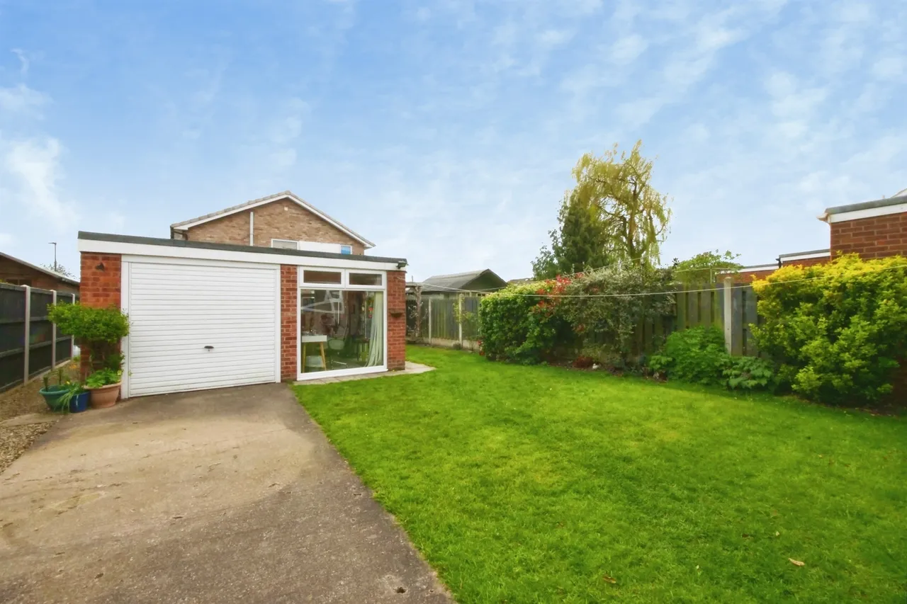 Greenshaw Drive, Haxby, York, photo 12