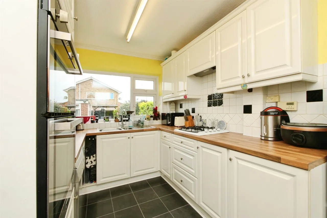 Greenshaw Drive, Haxby, York, photo 5