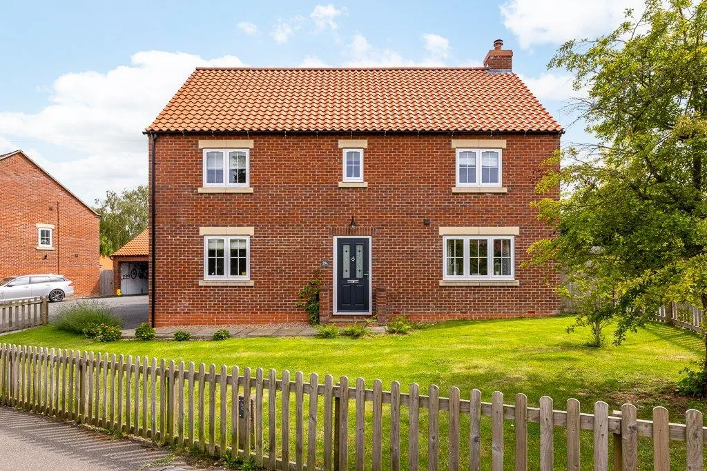 Grantham Road, Ropsley, NG33, photo 26