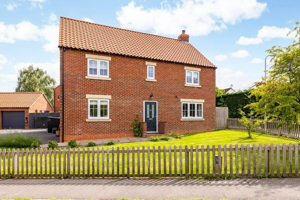 Grantham Road, Ropsley, NG33, photo 33