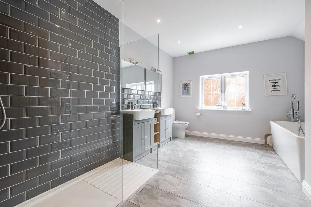 Grantham Road, Ropsley, NG33, photo 25