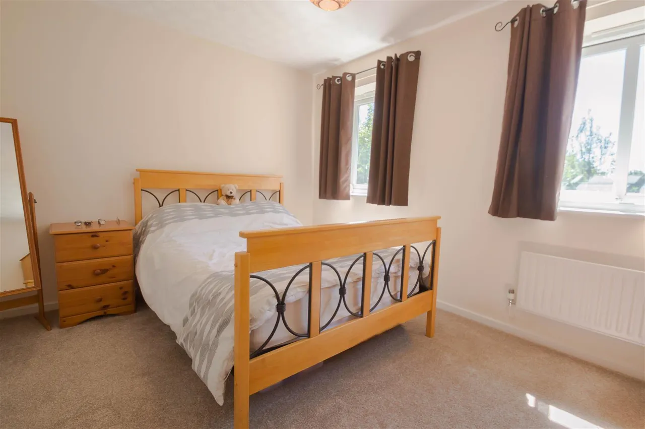 Henderson Close, Haverhill, CB9, photo 4