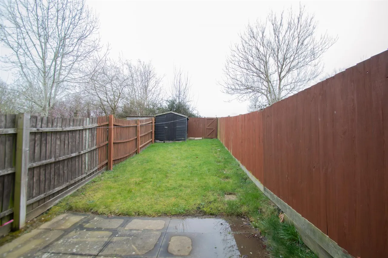 Henderson Close, Haverhill, CB9, photo 3