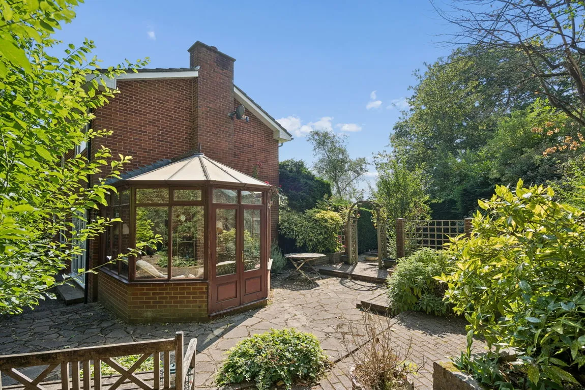 Little Hill, Heronsgate, WD3, photo 16