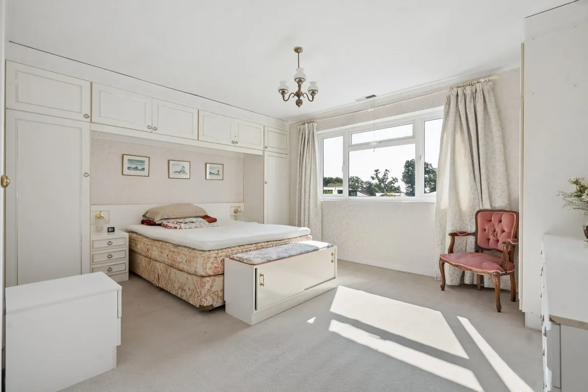 Little Hill, Heronsgate, WD3, photo 8