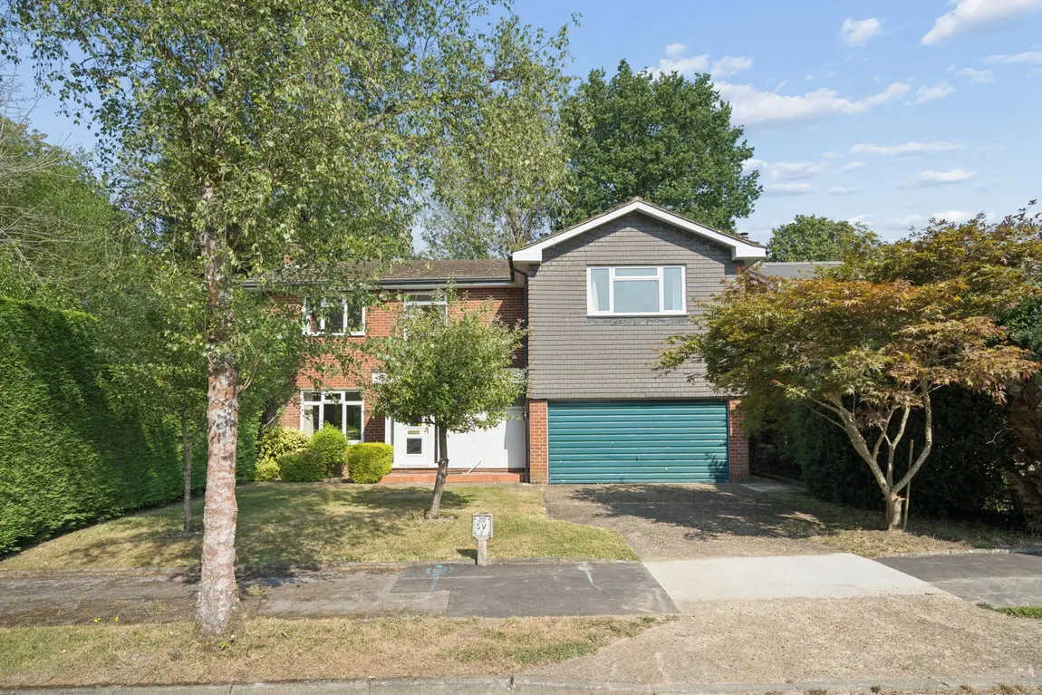 5 bed house for sale, Little Hill, Heronsgate, WD3