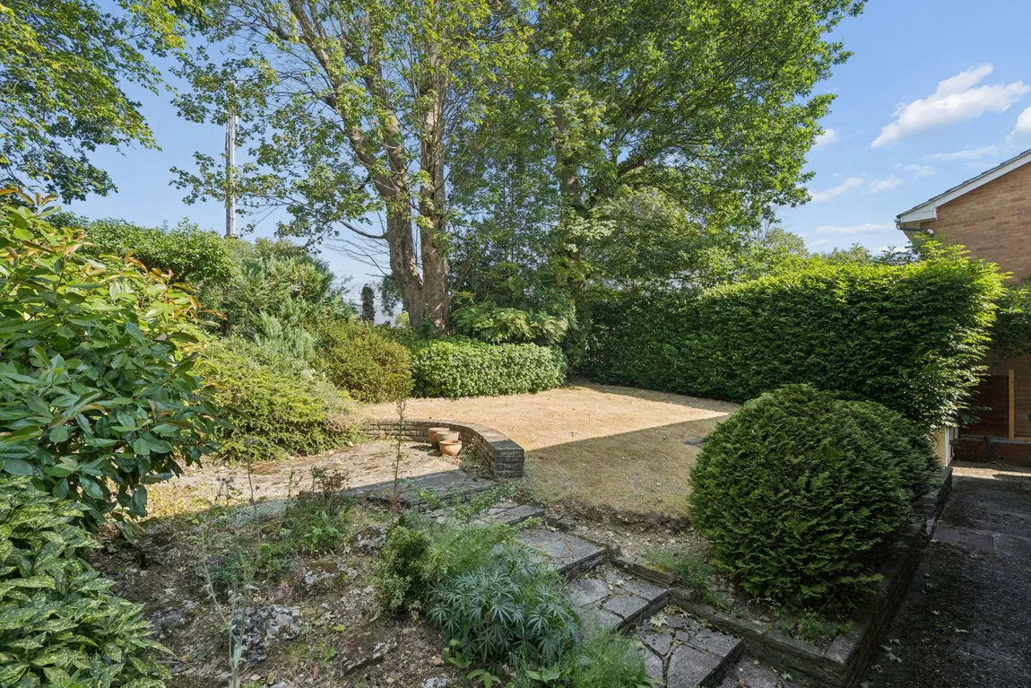 Little Hill, Heronsgate, WD3, photo 17