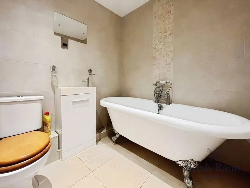 Sagars Road, Wilmslow, Cheshire, SK9, photo 12