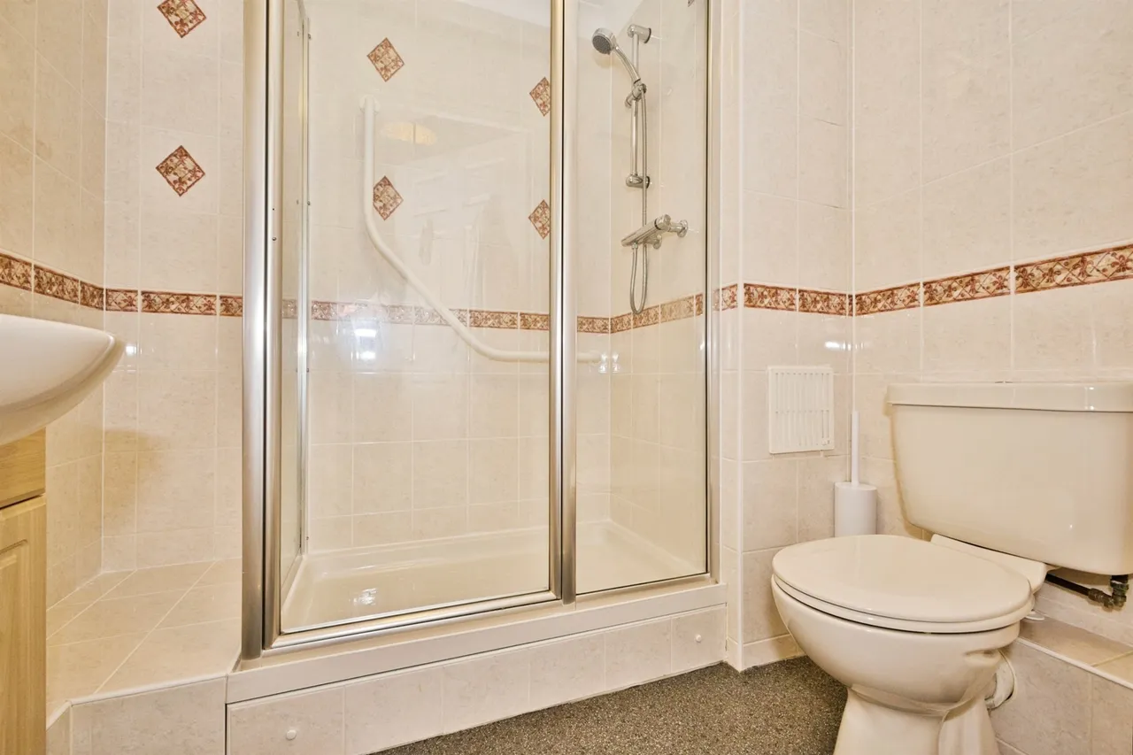 Wyndham Court, Yeovil, BA21, photo 6