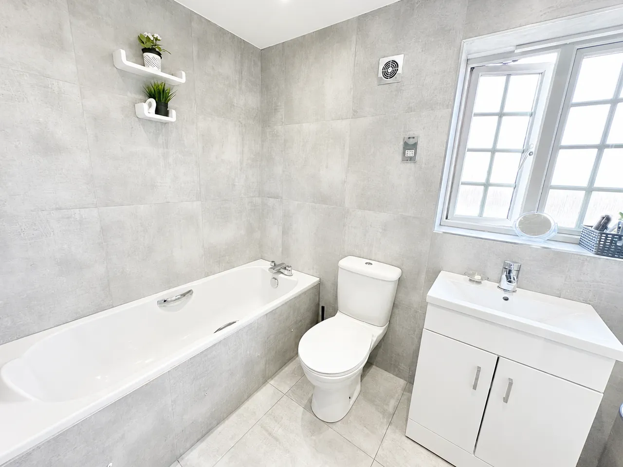 The Firs, Wigston, LE18, photo 12