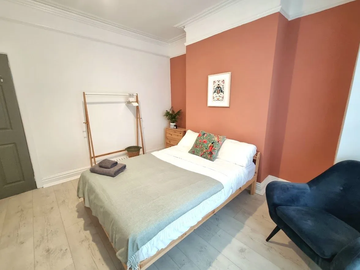 Preston Road, Manchester, M19, photo 10