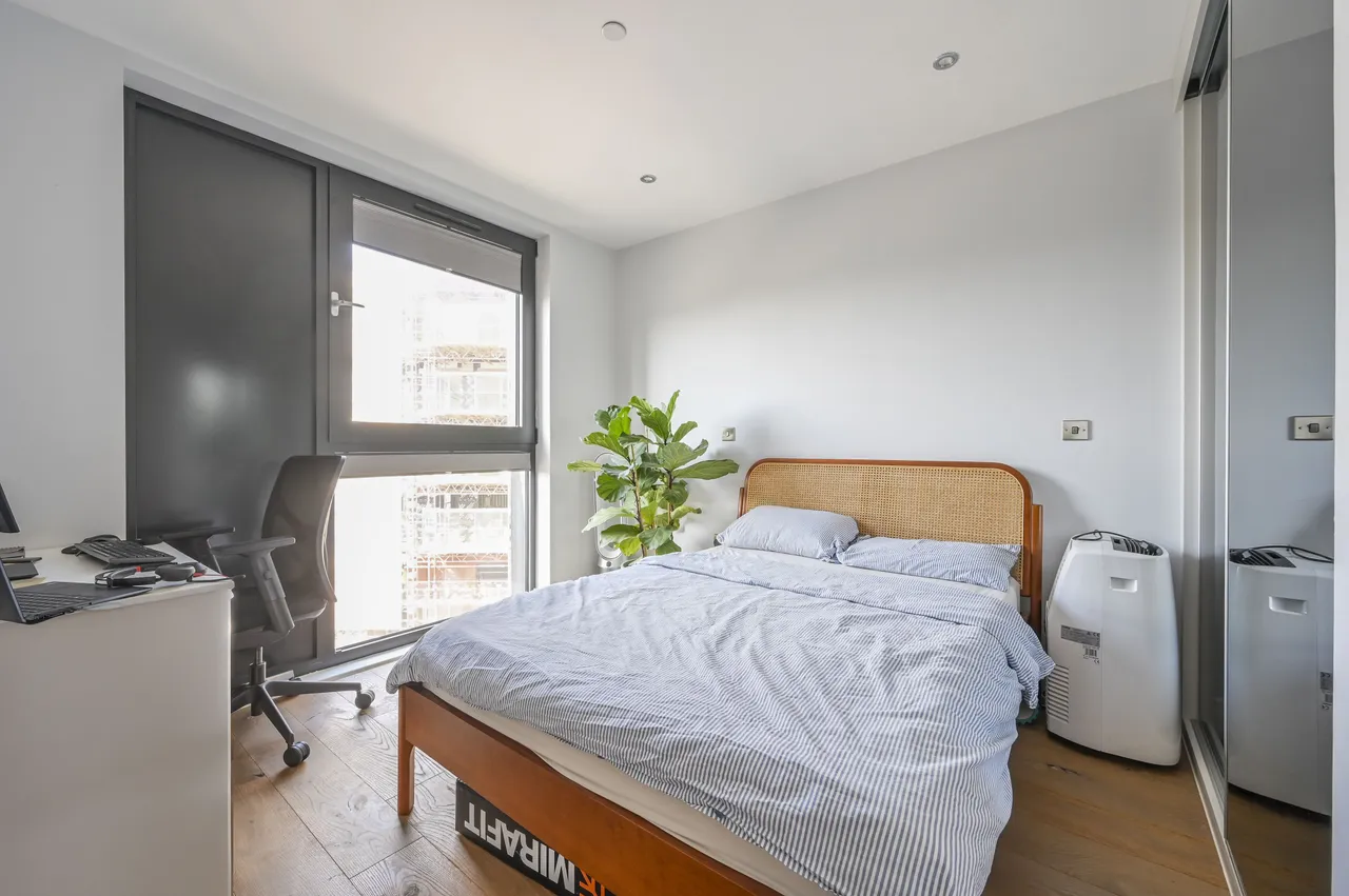 Flat 310, Legacy House 4a, London, photo 5