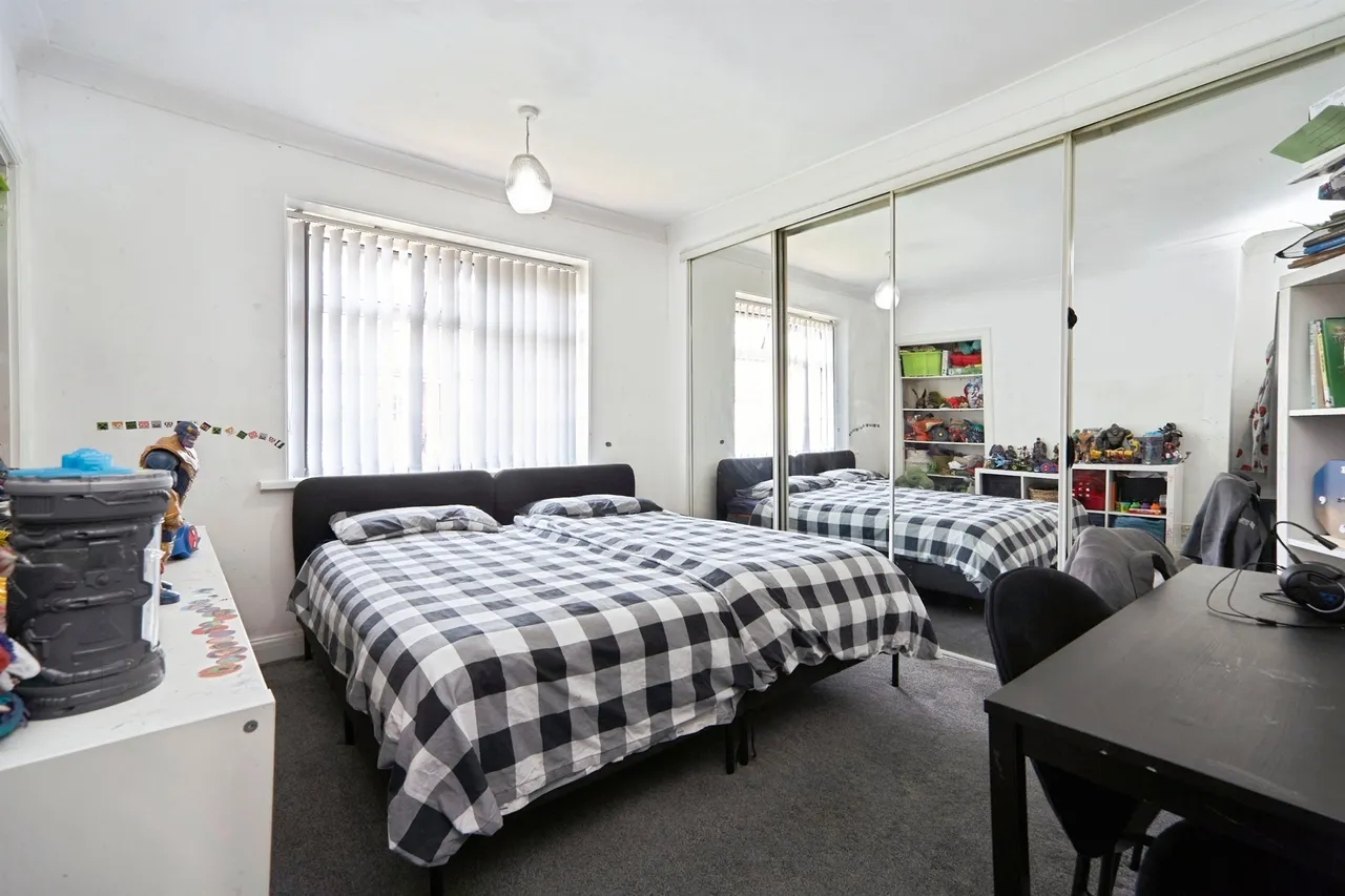 High Park Drive, BRADFORD, photo 7