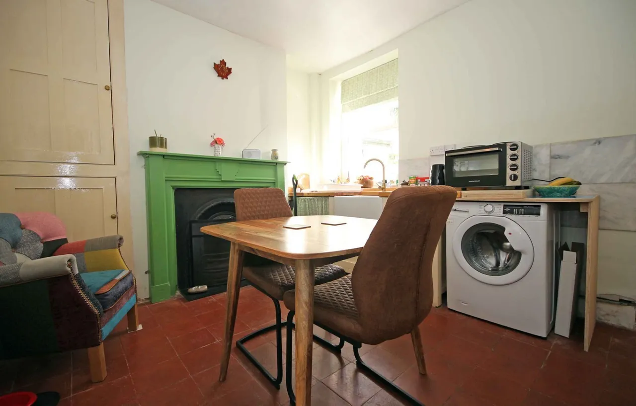 Bryn Coed Terrace, Llanfa, photo 18