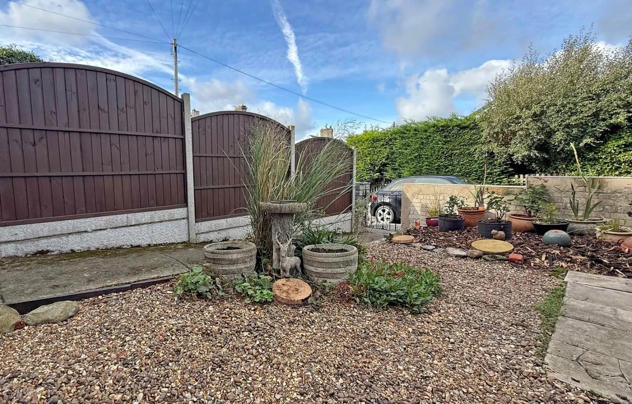 Bryn Coed Terrace, Llanfa, photo 6