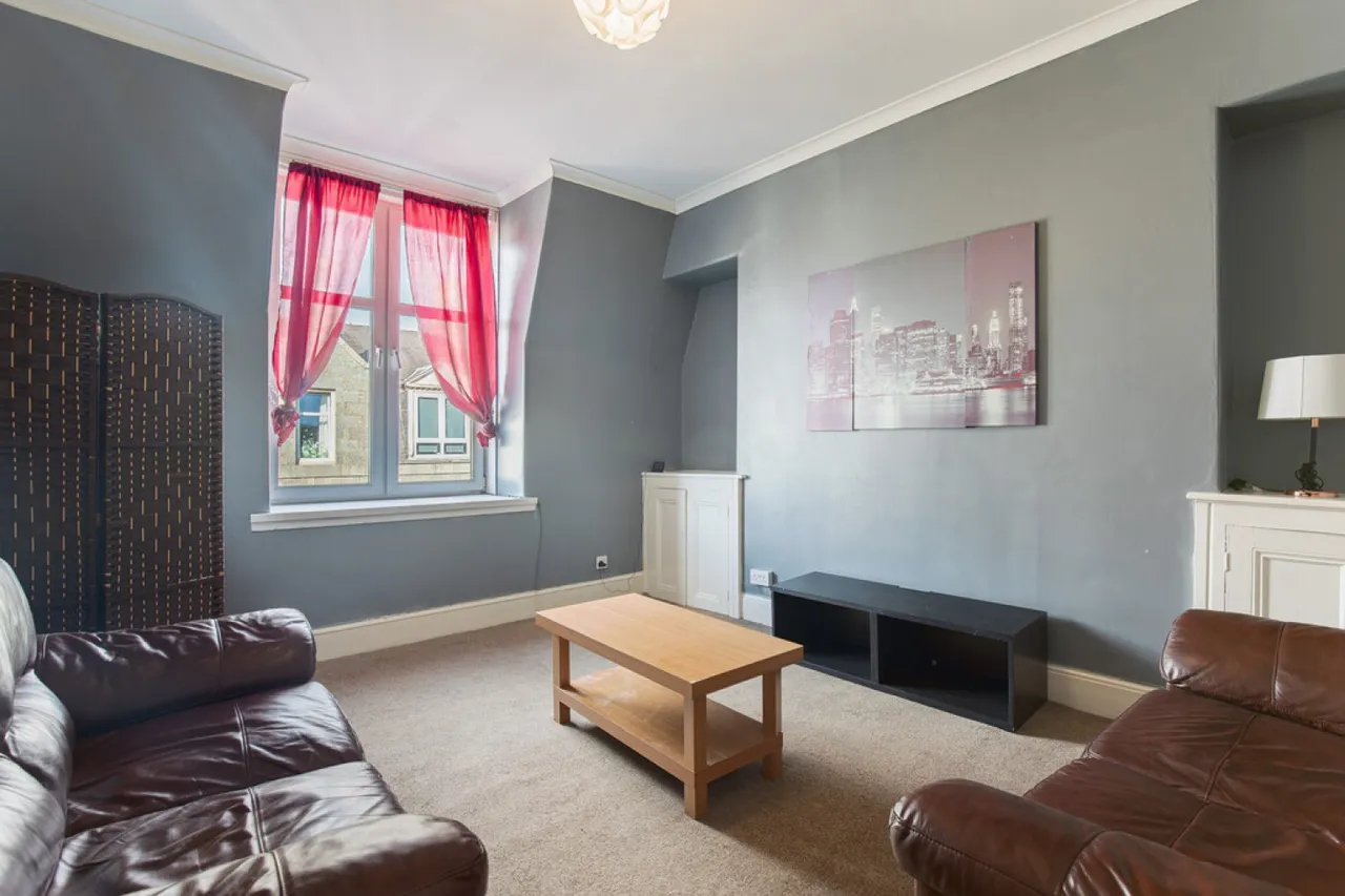 2 bed flat to rent, Urquhart Street, Aberdeen, AB24