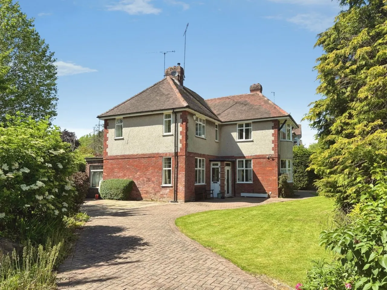 3 bed house for sale — Swallowcliffe Gardens, Yeovil