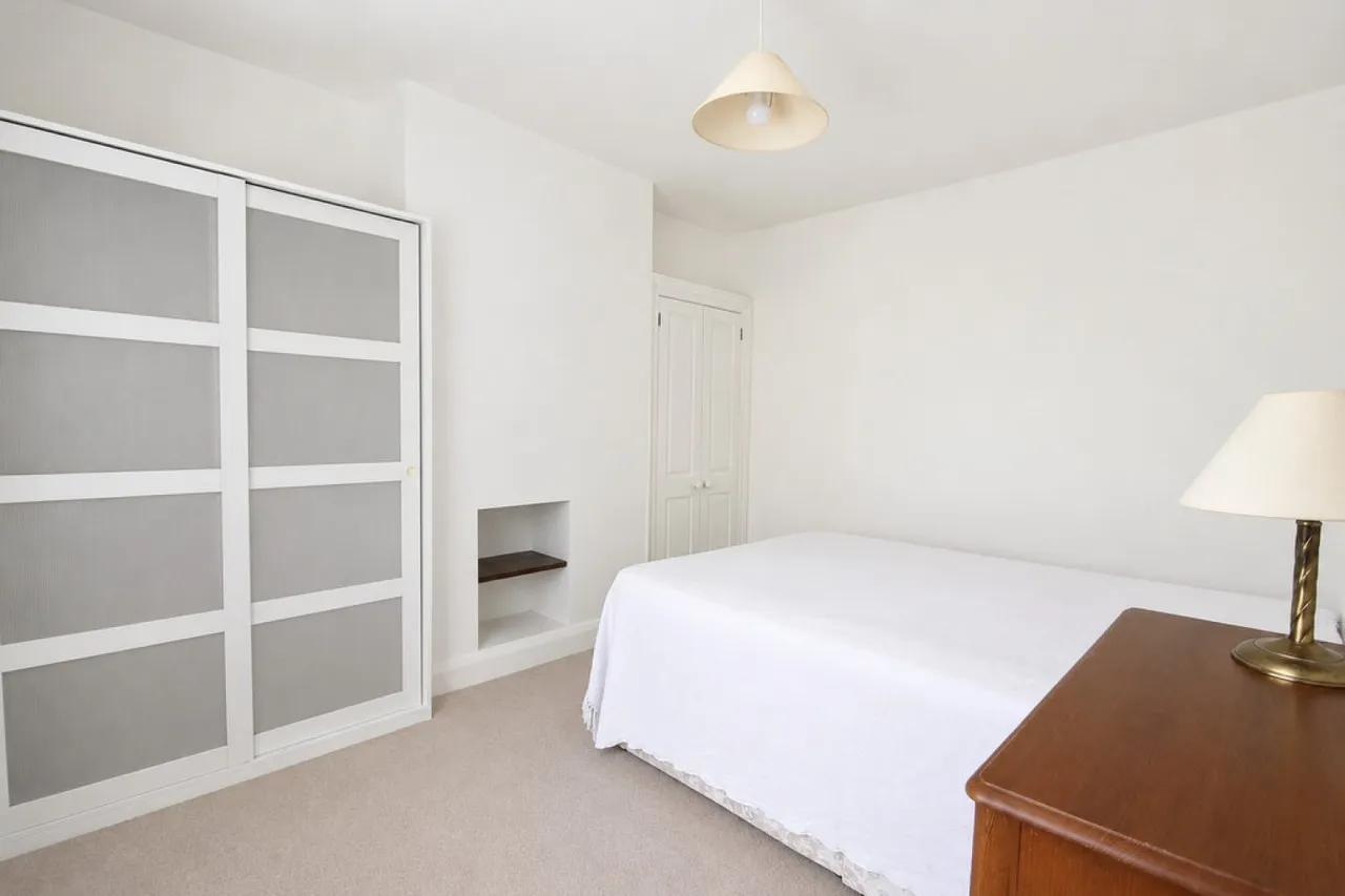 Swinburne Road, Iffley, photo 2