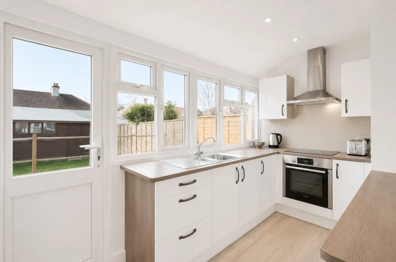 Swinburne Road, Iffley, photo 5