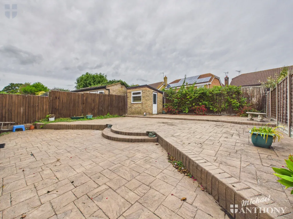 Douglas Road, Aylesbury, HP20 1ES, photo 11