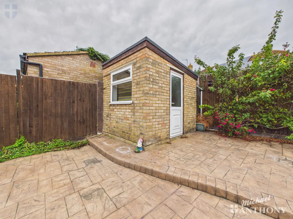 Douglas Road, Aylesbury, HP20 1ES, photo 16