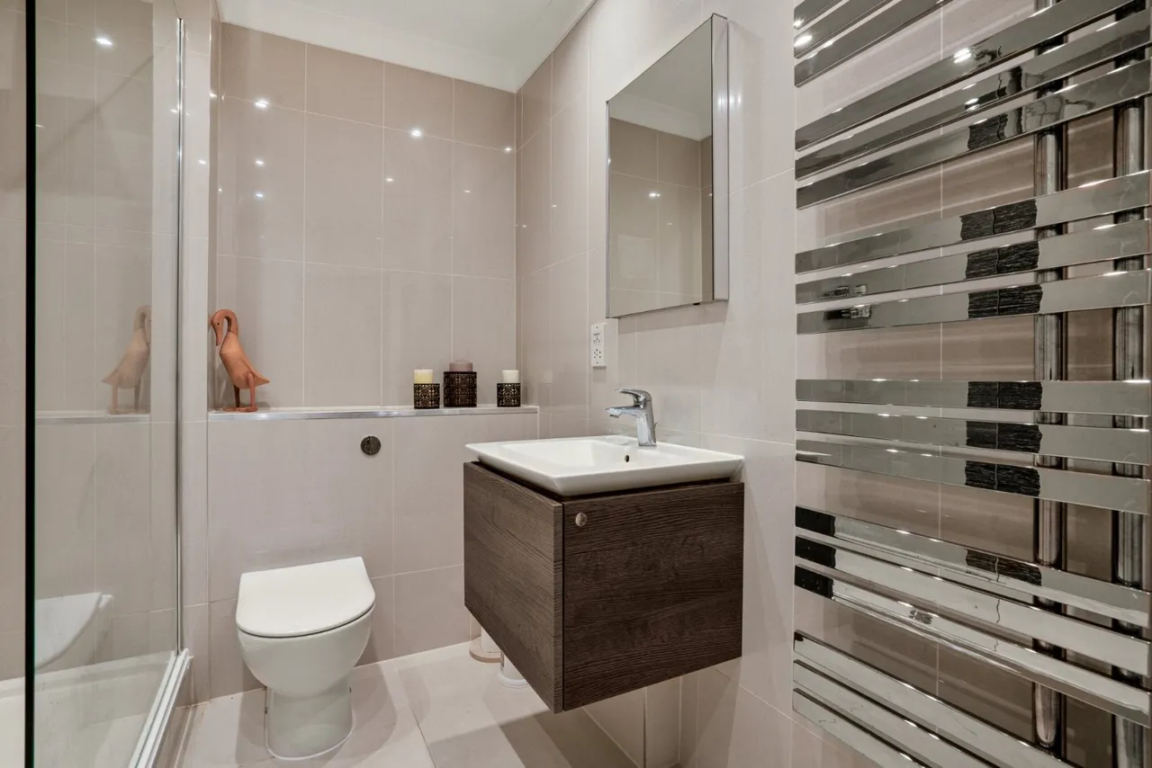 Wyatt Drive, Barnes, SW13, photo 11