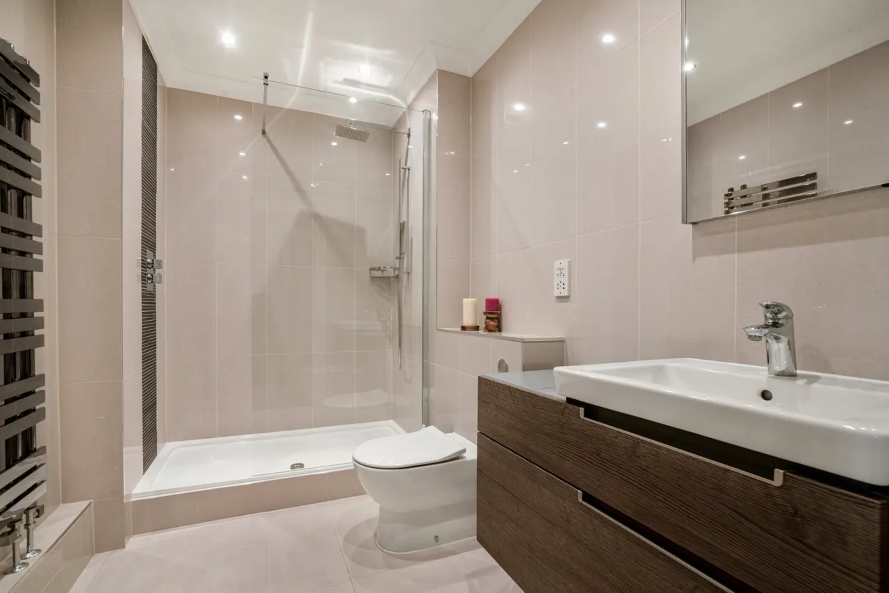 Wyatt Drive, Barnes, SW13, photo 8