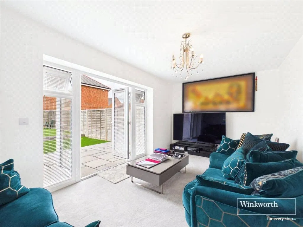 Equestrian Court, Arborfield Green, Reading, Berkshire, RG2, photo 5