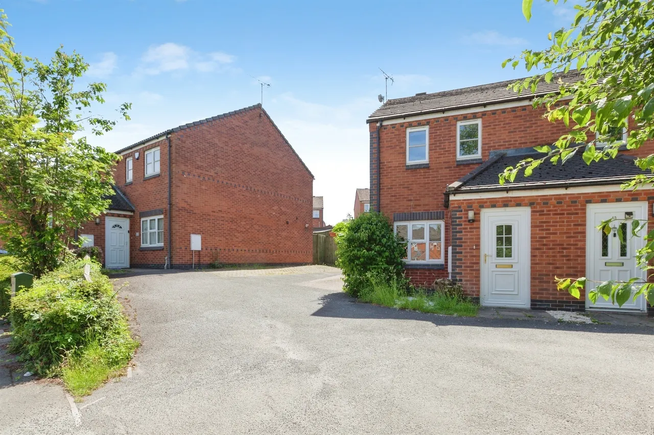 Bryony Road, Hamilton, Leicester, photo 12