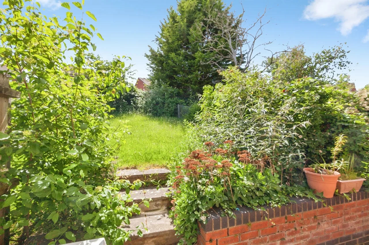 Bryony Road, Hamilton, Leicester, photo 11