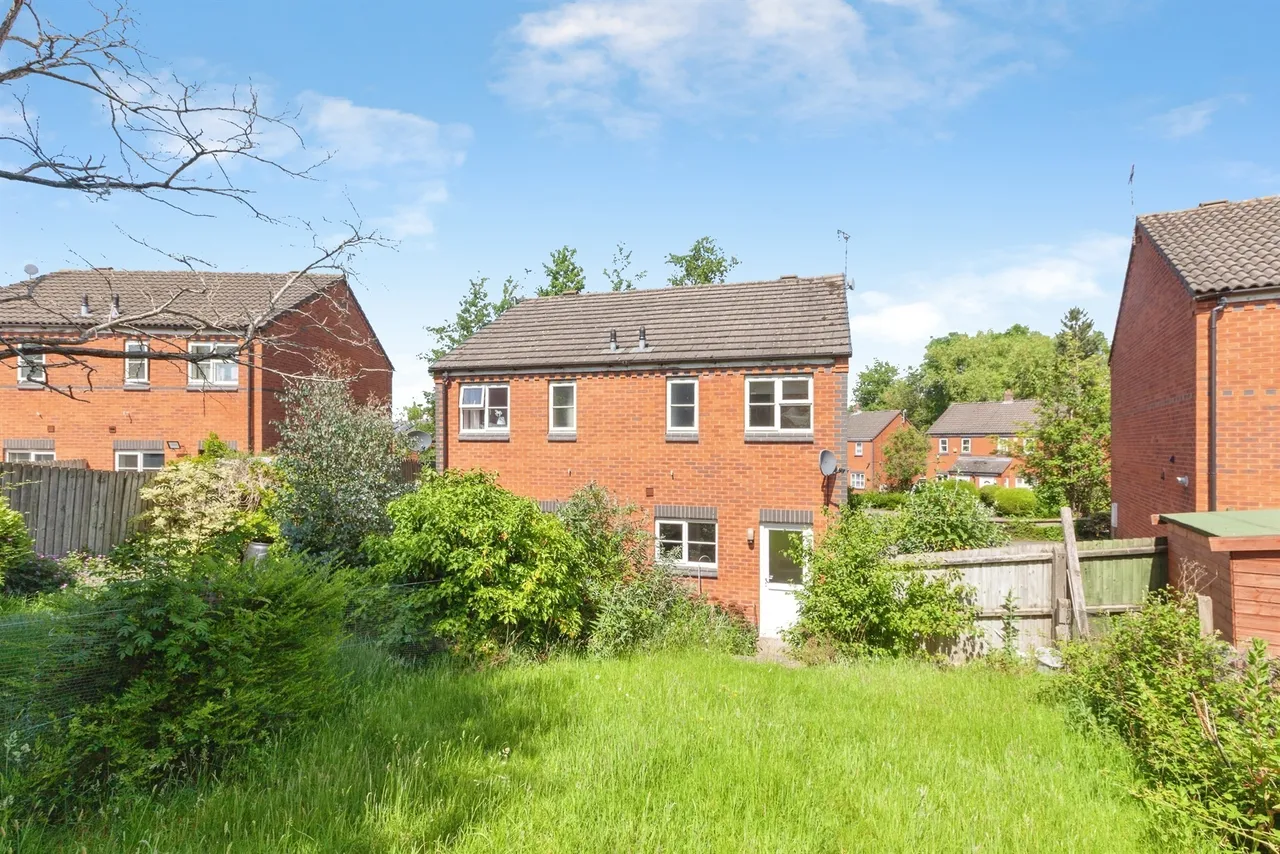 Bryony Road, Hamilton, Leicester, photo 10