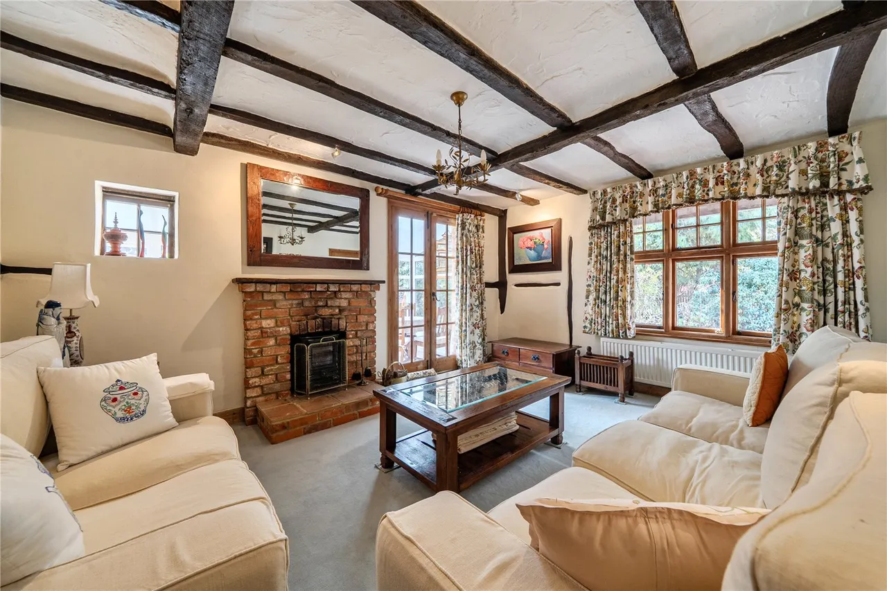 New Mill Lane, Eversley, RG27, photo 4