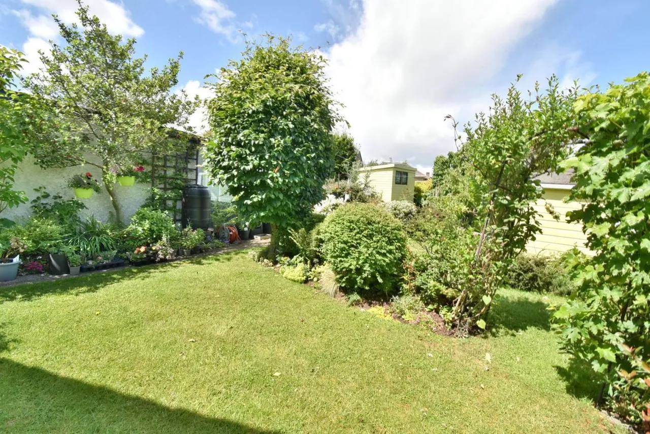Ringwood Road, BH11, photo 16