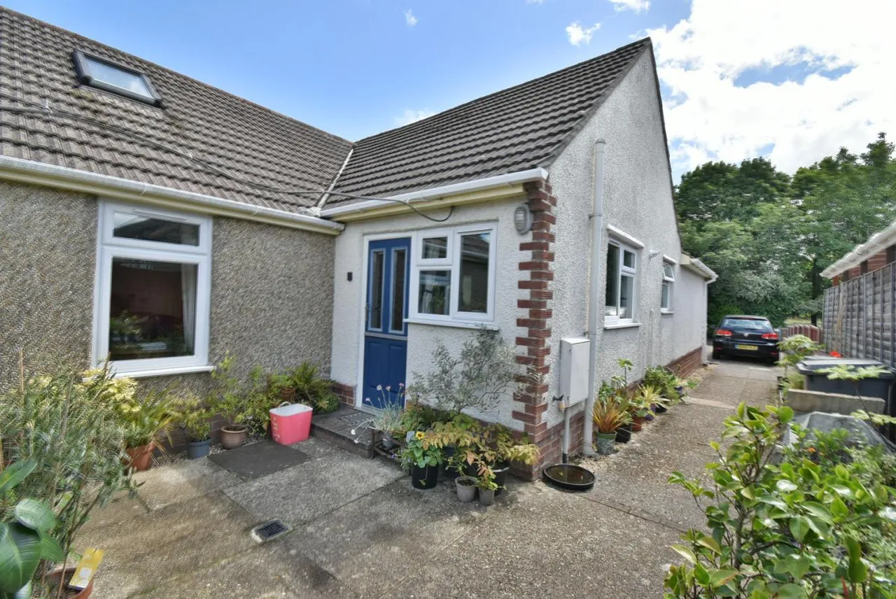 Ringwood Road, BH11, photo 22