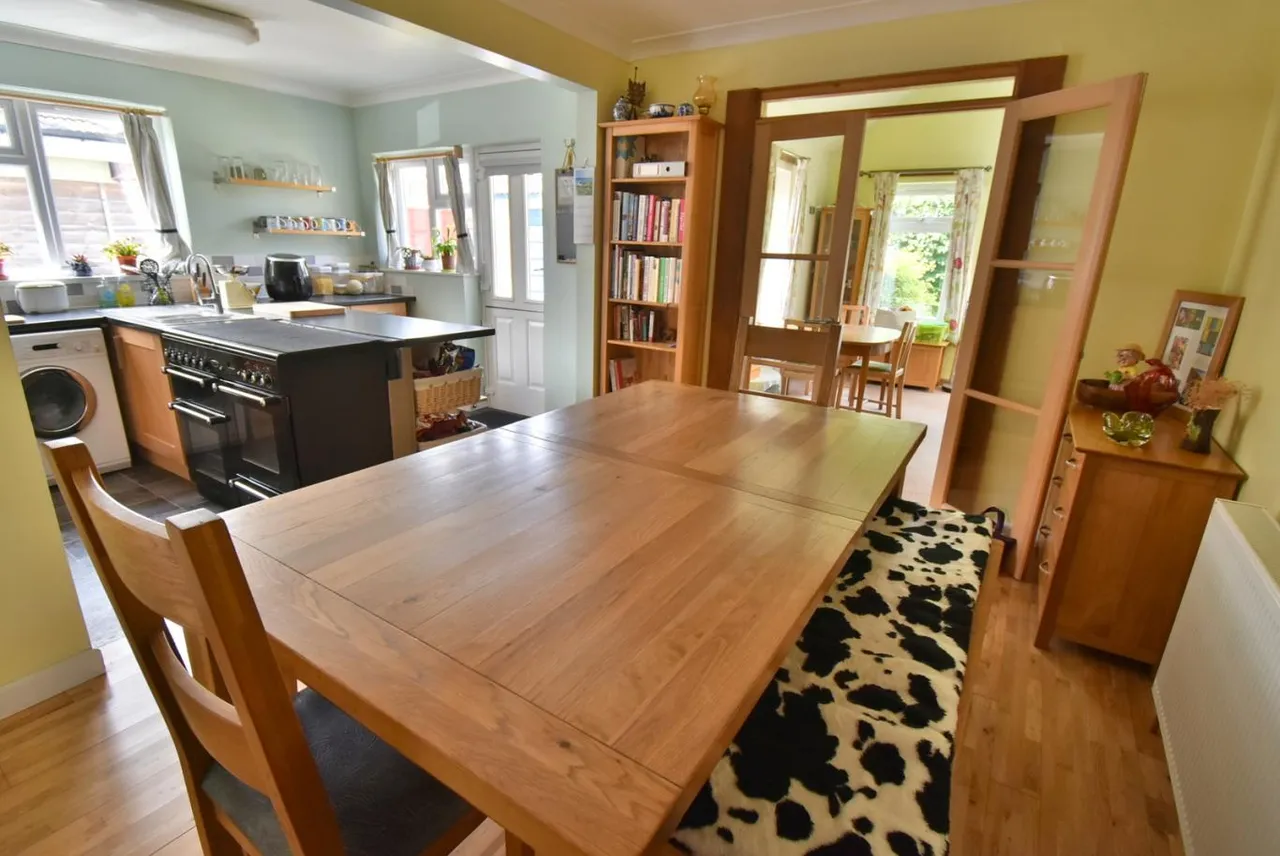 Ringwood Road, BH11, photo 5
