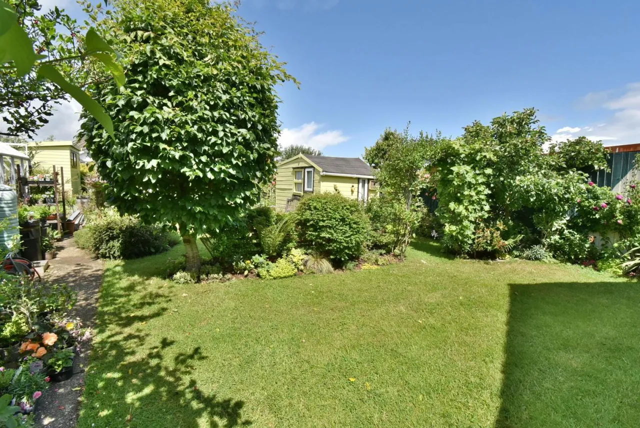 Ringwood Road, BH11, photo 3